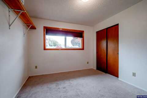 Foxglove, LEBANON, OR 97355