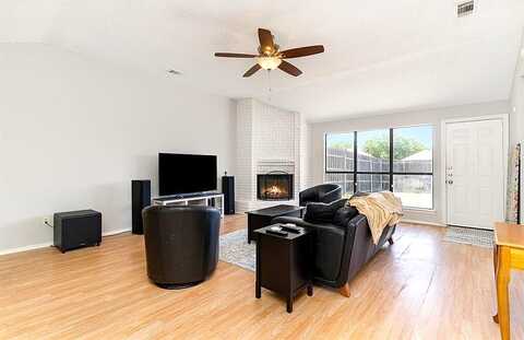 Idlewood, GARLAND, TX 75040