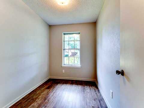 Gail, IRVING, TX 75060