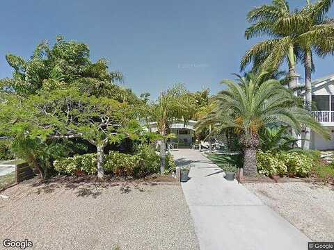 Avenue A, BRADENTON BEACH, FL 34217