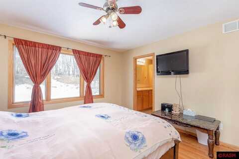 Moore, SAINT PETER, MN 56082