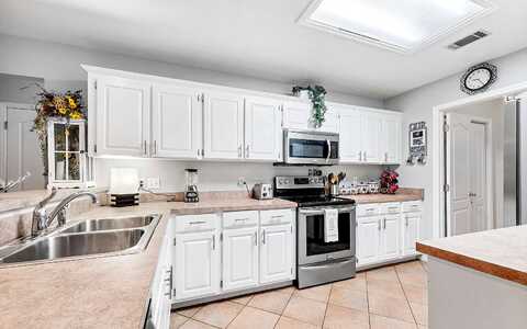 Robinson, LAKE CITY, FL 32024