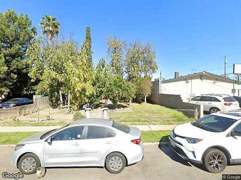 Pine, FRESNO, CA 93728