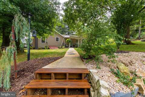 Hade, CHAMBERSBURG, PA 17202