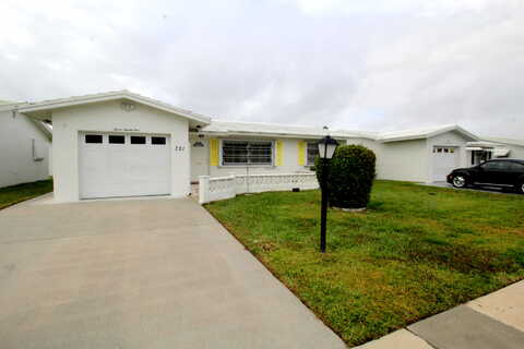 18Th, BOYNTON BEACH, FL 33426