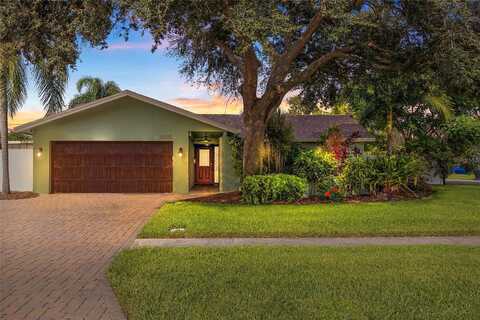 64Th, SAINT PETERSBURG, FL 33710