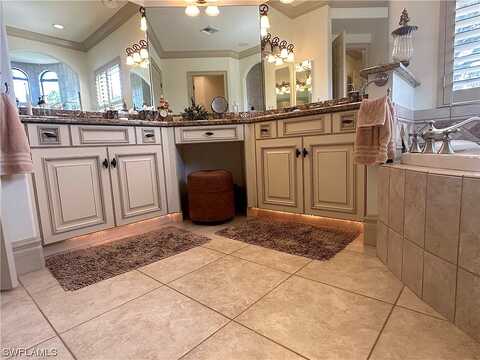 Water Oak, ESTERO, FL 33928