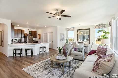 Saddle, CIBOLO, TX 78108