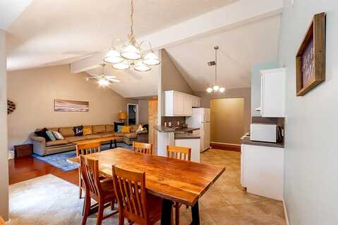 Yellowfin, TEXAS CITY, TX 77591