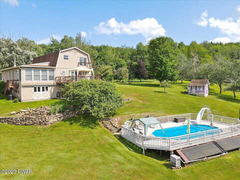 Slish, HONESDALE, PA 18431