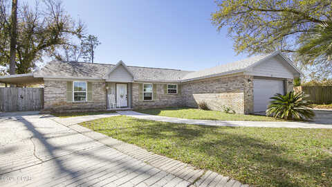 Geralo, LYNN HAVEN, FL 32444