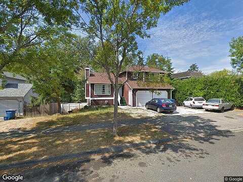 15Th, DES MOINES, WA 98198