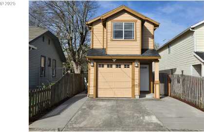 84Th, PORTLAND, OR 97220
