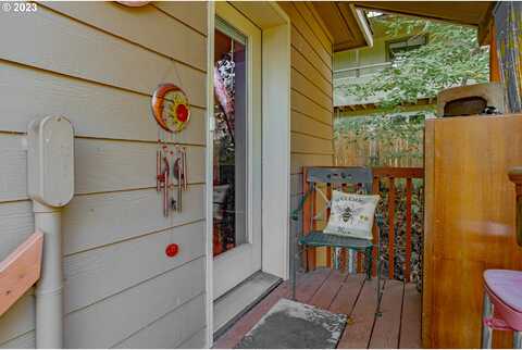 Manly, WHITE SALMON, WA 98672