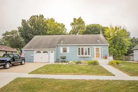 8Th, WORTHINGTON, MN 56187