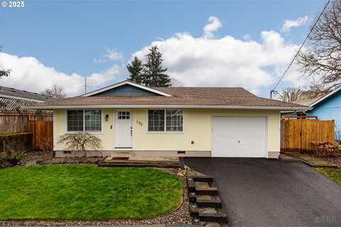 12Th, SAINT HELENS, OR 97051