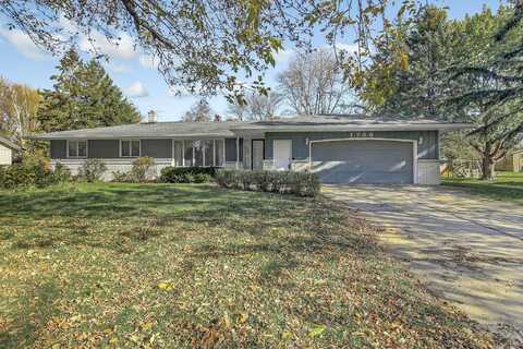Poppy, SAINT CLOUD, MN 56303