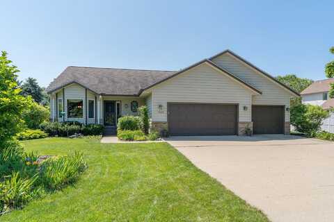 La Mar, NORTH MANKATO, MN 56003