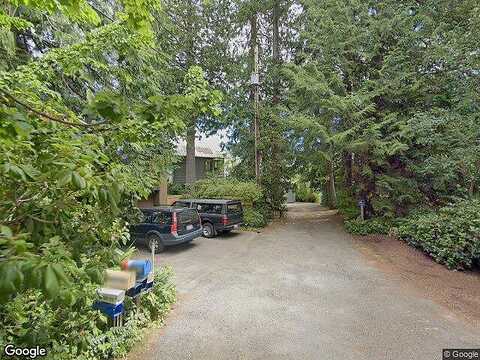 Gordon, BAINBRIDGE ISLAND, WA 98110