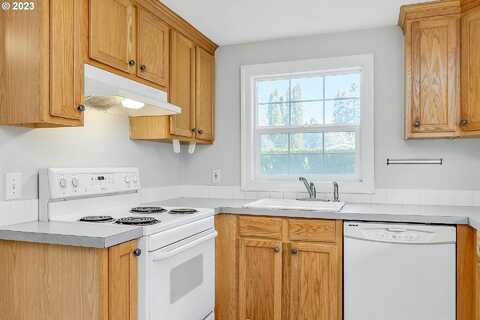 Vale Garden, CANBY, OR 97013