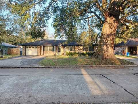 Wayne, CLUTE, TX 77531