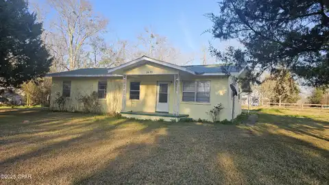 White, BONIFAY, FL 32425