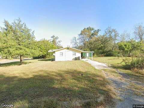 White, BONIFAY, FL 32425