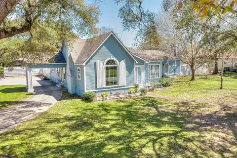 Victoria, NAVASOTA, TX 77868