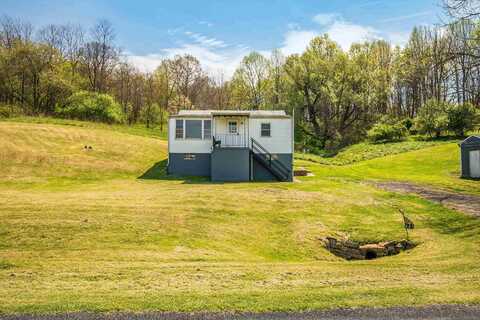 Smoky Row, STAUNTON, VA 24401