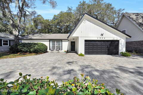 Strickland, NEPTUNE BEACH, FL 32266
