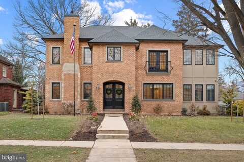 Elm, HERSHEY, PA 17033