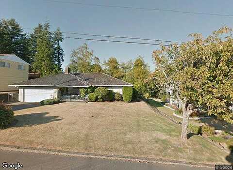 Holly, COSMOPOLIS, WA 98537