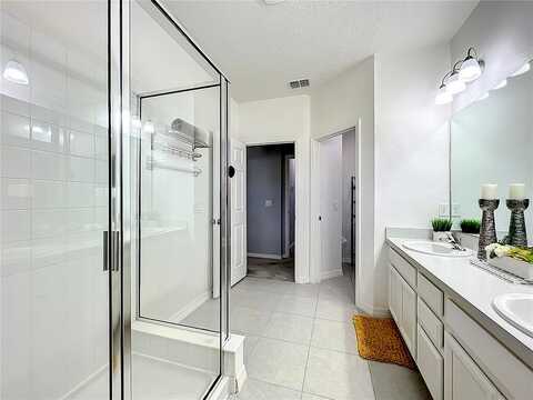 10Th, APOPKA, FL 32703