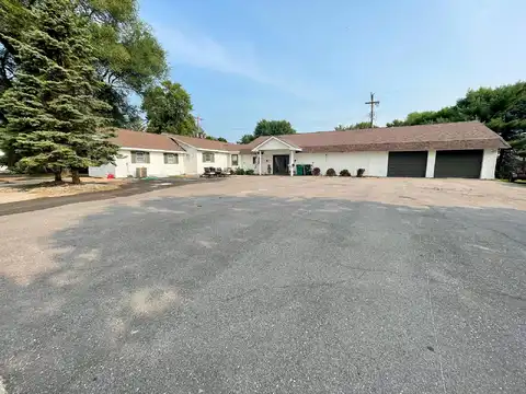 Oak, LESTER PRAIRIE, MN 55354