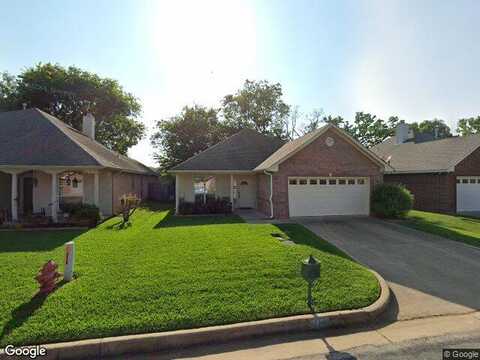 Iberville, TYLER, TX 75701