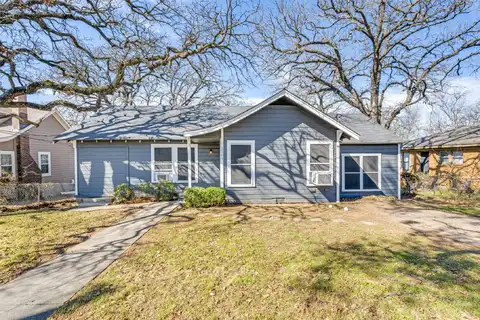 Locust, DENTON, TX 76209