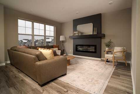 Jody, COTTAGE GROVE, MN 55016