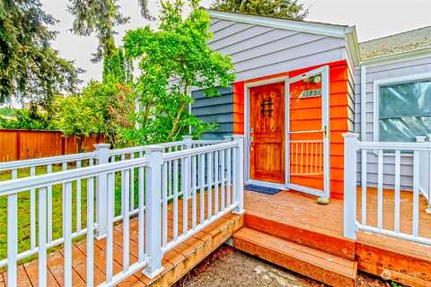 15Th, SEATTLE, WA 98125