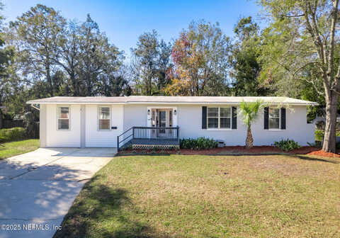 Manata, JACKSONVILLE, FL 32217