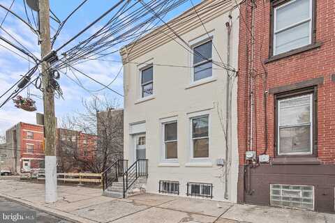 Fontain, PHILADELPHIA, PA 19121