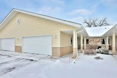 Evergreen, LINDSTROM, MN 55045