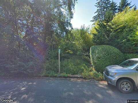 Eagle Cliff, BAINBRIDGE ISLAND, WA 98110
