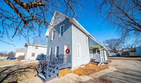 Main, CHATFIELD, MN 55923