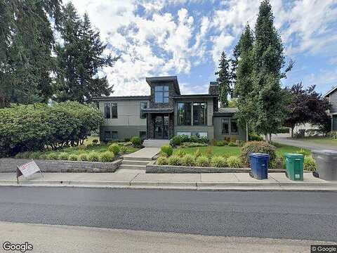 3Rd, KIRKLAND, WA 98033