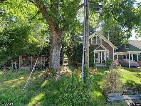 6Th, PUYALLUP, WA 98371