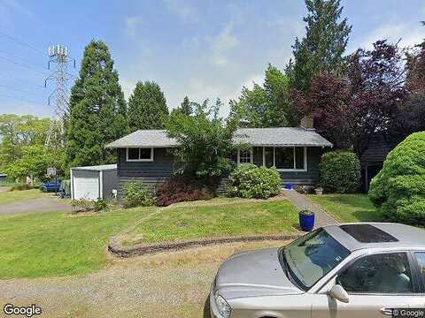 72Nd, KIRKLAND, WA 98033