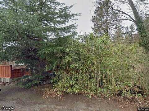 Holly, SEATTLE, WA 98136