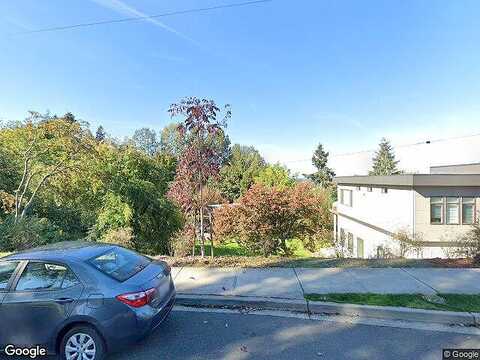 Slater, KIRKLAND, WA 98033