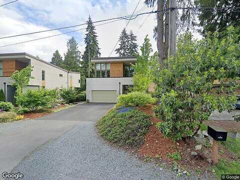 122Nd, SEATTLE, WA 98133