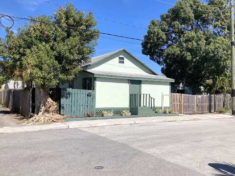3Rd, Lake Worth, FL 33460